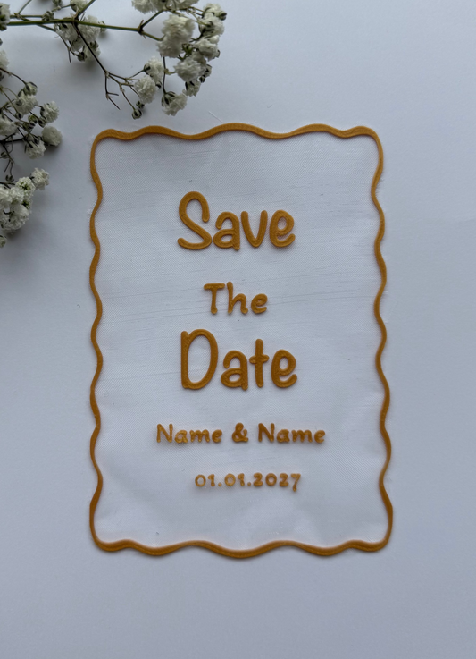 Romanttinen Save the Date -hääkortti tärkeän päivän ilmoittamiseen